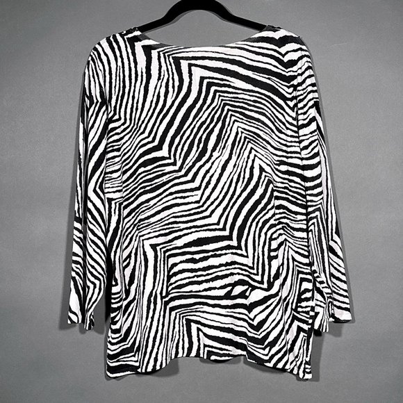 LH Sport Zebra Print‎ Top/Tunic With Embellishments Around Neckline Size XXL - Picture 9 of 13